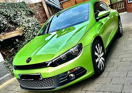 VW Scirocco Volkswagen 2.0 TSI DSG -