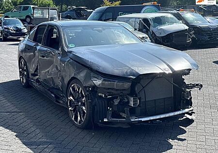 BMW i5 M60 xDrive 84 kWh panoramadak, carplay, 360 c