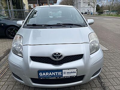 Toyota Yaris Cool Edition: TÜV NEU