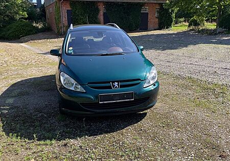 Peugeot 307 Roland Garros HDI FAP 135 7 Sitze Sonderedit