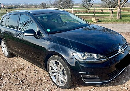 VW Golf Volkswagen 7 1.4 TSI Variant Highline StHz,TEM uvm.