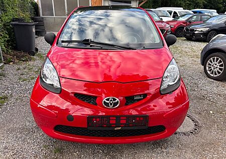 Toyota Aygo (X) Aygo AYGO Basis