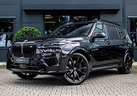 BMW X7 M X7 M60 M60i xDrive 7P 530pk, Individual, Panoram