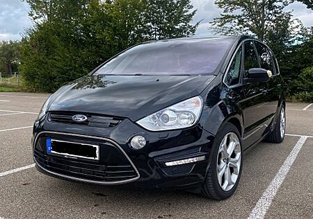 Ford S-Max 2,2 TDCi 147kW DPF Titanium/ ACC / AHK/