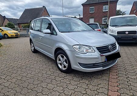 VW Touran Volkswagen Trendline