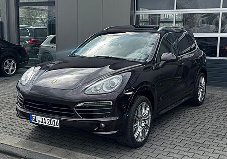 Porsche Cayenne S Sport-Design-Paket 2 Hand Sonder Farbe