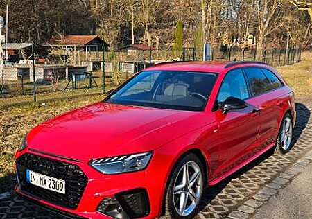 Audi A4 40 TDI S tronic S line Avant S line