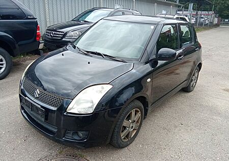 Suzuki Swift Lim. Snow 4 wd