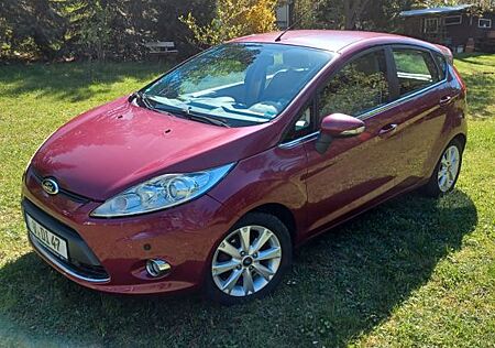 Ford Fiesta 1,6 TDCi 66kW DPF Ghia Ghia