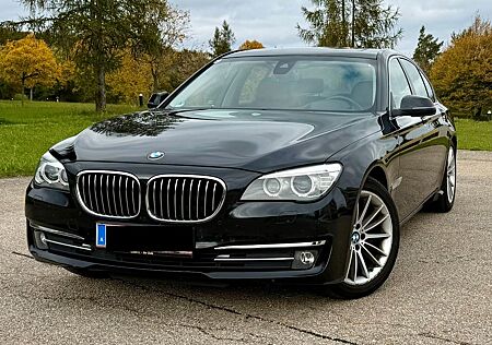 BMW 730d xDrive HEADUP|HIFI PROF|KOMFORTSIT|SCHIEBED