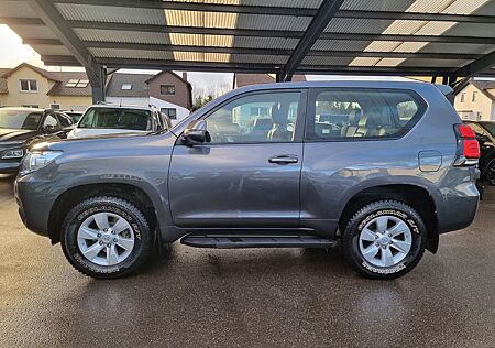Toyota Land Cruiser 2.8 D-4D Aut. Leder Navi Standhzung