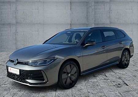 VW Passat Variant Volkswagen R-Line 1,5l eHybrid DSG HarmanKar