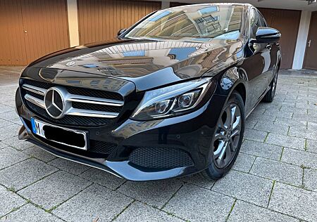 Mercedes-Benz C 250 W205 C250d 4MATIC 9G-TRONIC TOP Zustand