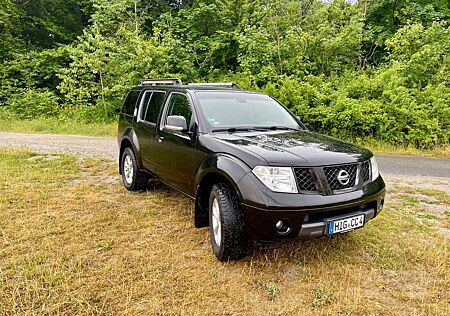 Nissan Pathfinder R51