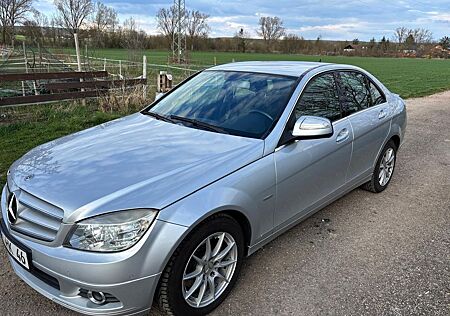Mercedes-Benz C 220 CDI Automatik Wenig Kilometer
