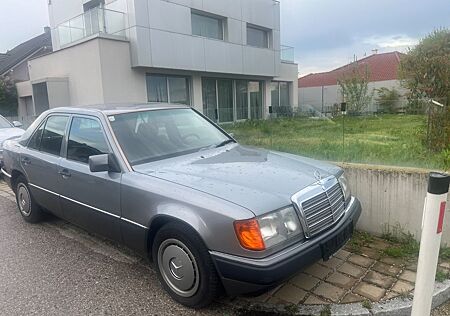 Mercedes-Benz 300
