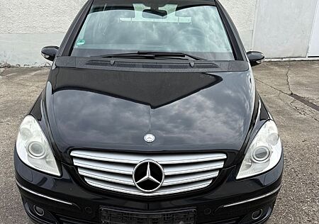 Mercedes-Benz B 200 CDI AHK/XENON/TÜV MAI2026