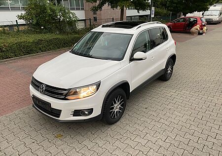 VW Tiguan Volkswagen 2.0 TDI 125kW 4MOTION/Panorama/Navi