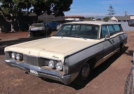 Ford Mercury Station Wagon. California Erstlack. V8