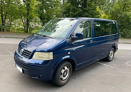 VW T5 Multivan Volkswagen Startline