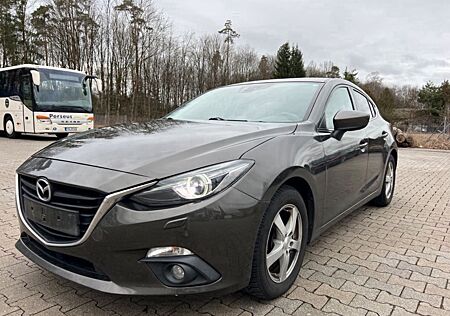Mazda 3 Lim. Center-Line *Euro 6*