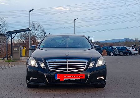 Mercedes-Benz E 350 BlueTEC AVANTGARDE Autom. AVANTGARDE