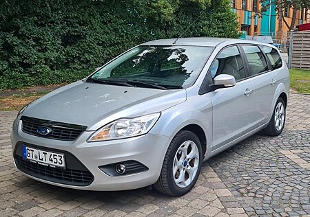 Ford Focus 1,6 Ti-VCT Titanium Turnier Titanium