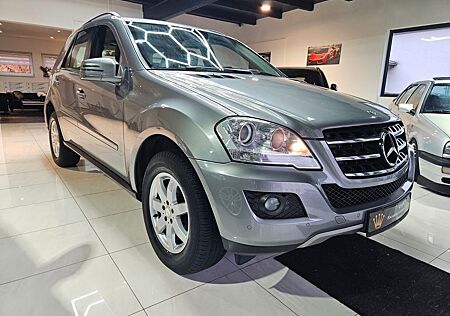 Mercedes-Benz ML 300 CDI BlueEfficiency 4Matic,Leder,Navi,Sch