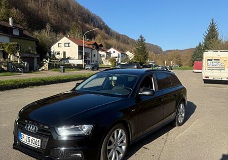 Audi A4 2.0 TDI 140kW cl d S tr. quat S line Av. ...