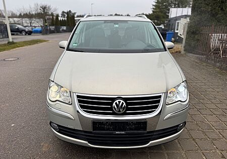 VW Touran Volkswagen Highline