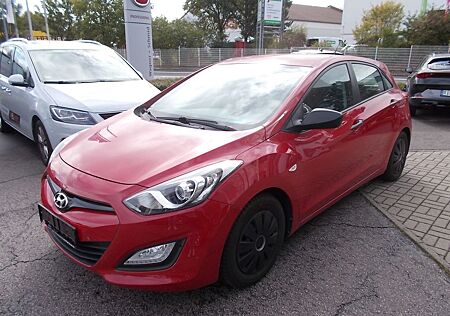 Hyundai i30 1.4 Classic + wenig Kilometer