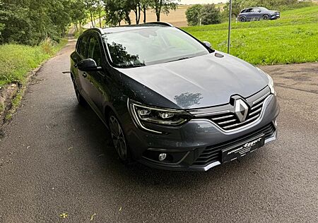 Renault Megane IV Grandtour Intens TCE130