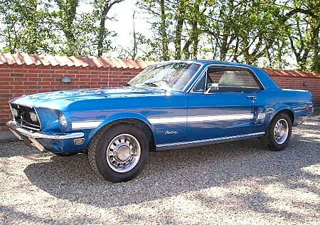 Ford Mustang GT/CS California Special