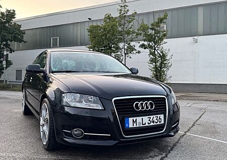 Audi A3 8P 2.0 TDI AHK CarPlay 2011