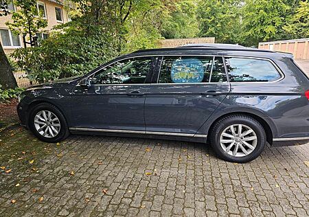 VW Passat Variant gebraucht kaufen VW Passat Variant Volkswagen 2.0 TDI SCR 140kW DSG Comfort...