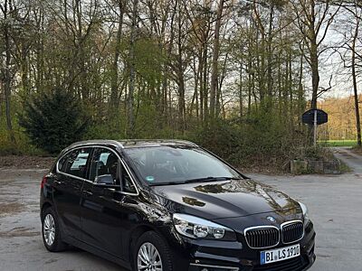 BMW 218 Active Tourer Luxury Line |Leder |SHZ |Navi