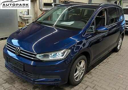 VW Touran Volkswagen Comfortline 1.5TSI 150PS DSG*NAVI*AHK*LED