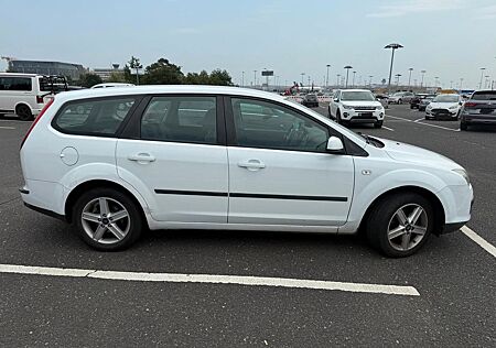 Ford Focus 1.4 Trend Trend