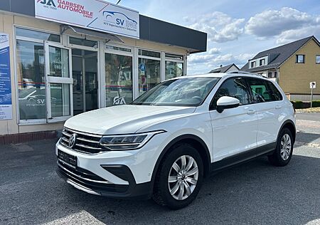 VW Tiguan Volkswagen 1.5 TSI Active Automatik+ACC+NAVI+PDC