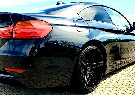 BMW 430d Coupé Sport Line Black Edition