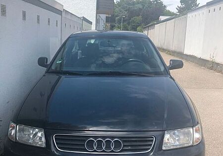 Audi A3 1.6 Ambiente Ambiente