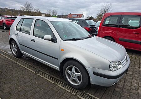 VW Golf Volkswagen 1.6 Automatik Tüv Alu FukZv Sitzhzg Klimatr