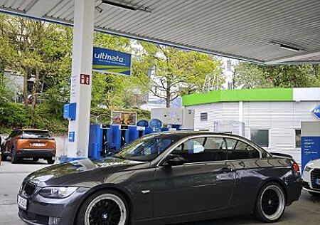 BMW 325i Cabrio -