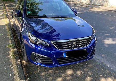 Peugeot 308 PureTech 130 EAT8 Allure Allure