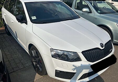 Skoda Octavia Combi RS Panorama*Vollleder*R-Kamera*