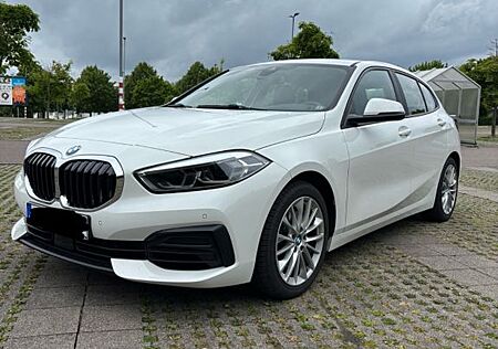 BMW 118i -