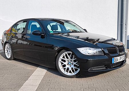 BMW 325d - M57 | Handschalter | Xenon | iDrive