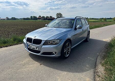 BMW 318i Touring -