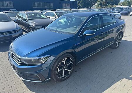 VW Passat Volkswagen GTE 1.4 TSI/MATRIX/AHK/LANE