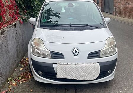 Renault Modus Dynamique 1.2 16V TCE 100 eco2...